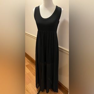Olian sleeveless black maxi dress